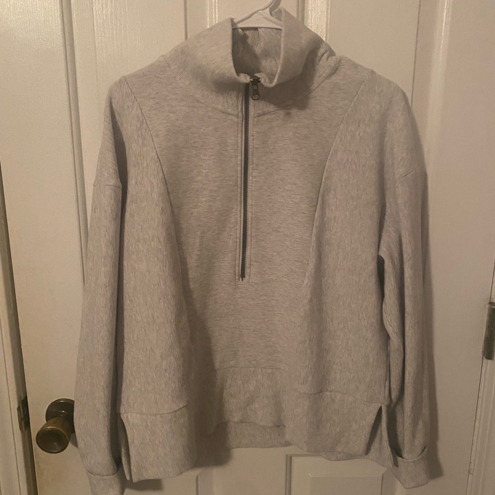 Light Grey Heathered Pull Over